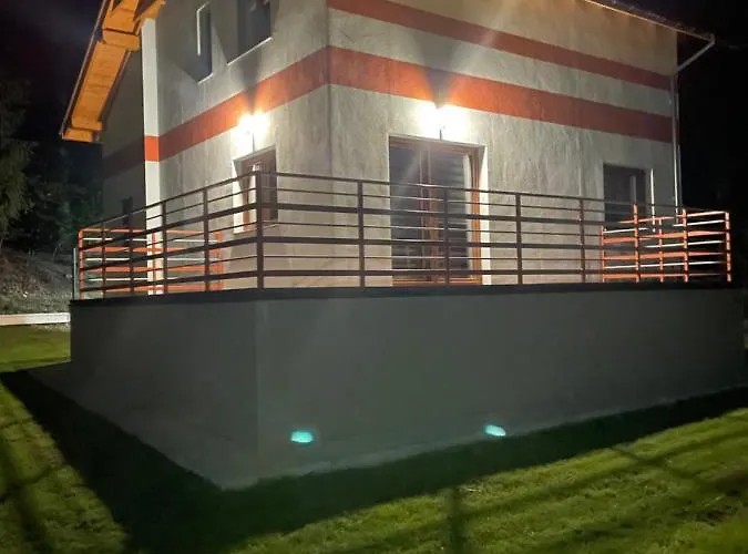 W Koszarawie Bystrej 아파트